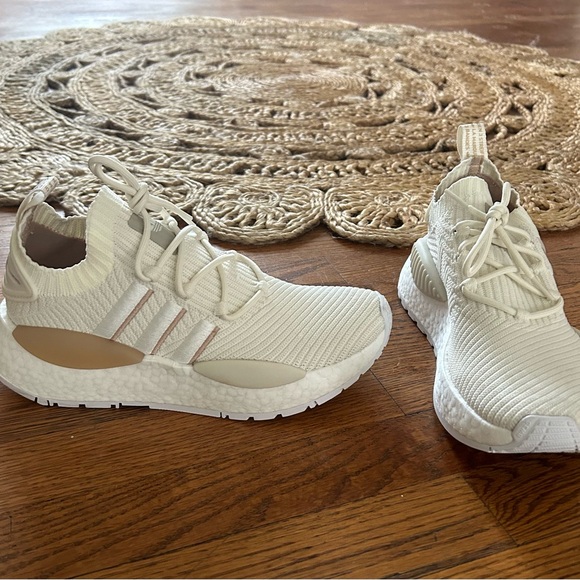 Adidas NMD_W1 Shoes - Picture 2 of 5